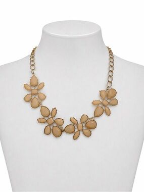 RUE21 Gold and Peach Floral Necklace